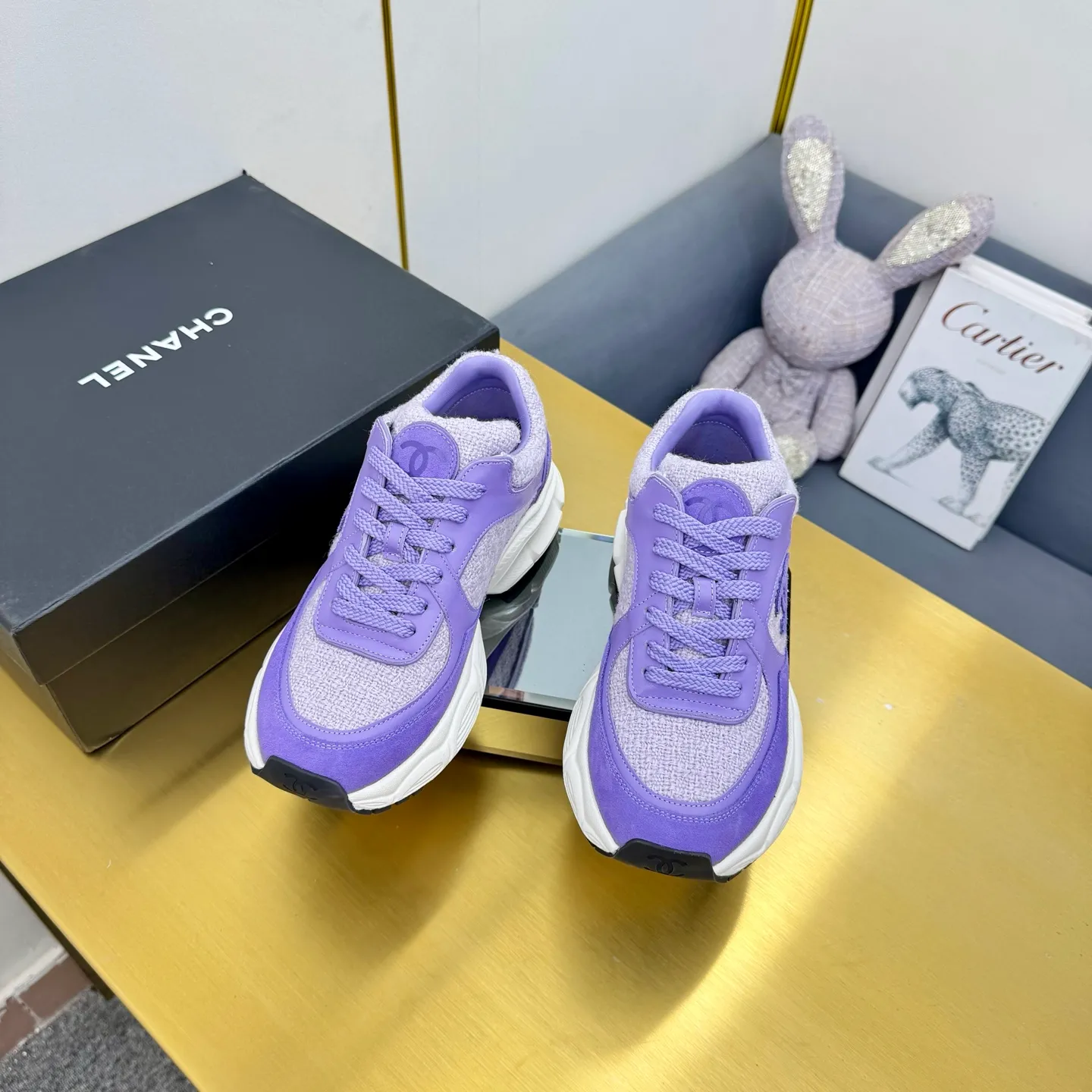 p700🐮🐮Upgraded version, upgraded version, upgraded version! No rebuttal accepted! ! ! ! Chanel Chanel dad shoes, couples' model for men and women - 2025 top casual sneakers in the counter. This classic design; the upper is electro-embroidered with various techniques; ❷The inner lining is made of: original Yangli + net ❸The outsole is based on: the original TPU combination outsole. The full set of boutique packaging for women 35–41